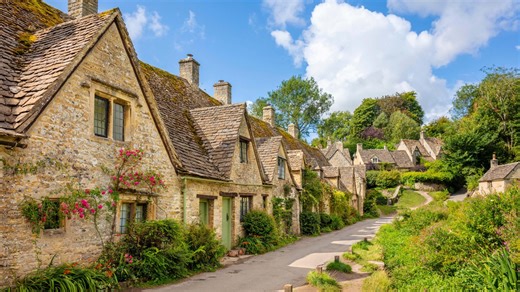 Most beautiful village in world is in the UK & it has very famous row of houses