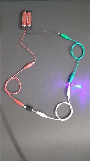 DIY Unique LED circuit with 5 volt battery and switch || Defender Car LED