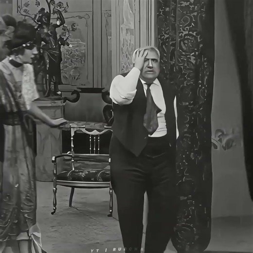 Bro Gets His Revenge Smoothly | Charlie Chaplin #charliechaplin #comedy #funnyshorts