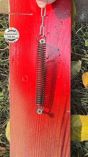 2.8K views | DIYers, Use a Chain! A Smart Spring Life Hack! | Handyman Hacks | Facebook