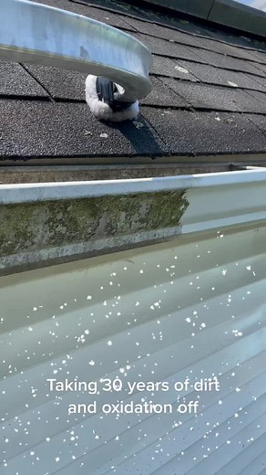Transforming Dirty Gutters to Sparkling Clean | Gutter Cleaning Satisfaction