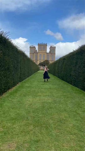 Exploring the Magic of Hogwarts Castle