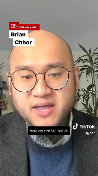 This company allows gamers to slay monsters or tend to a digital farm while chatting with a licensed therapist. #CNN #news #mentalhealth #videogames #therapy #minecraft