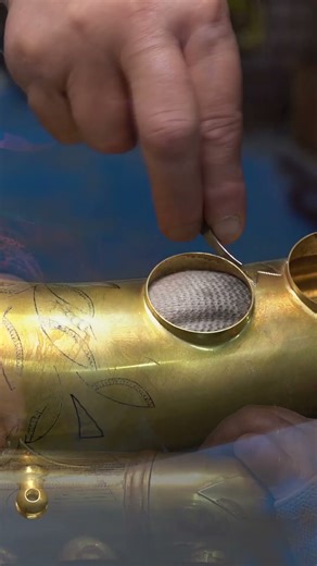 Engraving the Conn CAS811 Saxophone