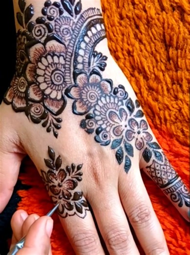 Beautiful Mehndi Design