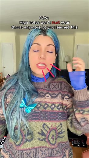 Moonelle | Vocal Coach on Instagram: "💡How do you take the tension out of your throat on high notes?This is Lesson 22 from my Singing Course for Visual Learners—and it’s currently at its biggest sale of the year. 🎤You can try the course 100% risk-free with a 14-day money-back guarantee.💡this is your moment to jump in and start learning with me. ✨ Ok Key points: 1. Sing the melody on “NG.” Like the end of “hung” or “sing.” Hold the NG and sing the entire melody with that sound. 2. Then open yo