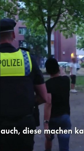 Können Sie mir helfen #kiez #polizei #einsatz #reeperbahn #stpauli #doku