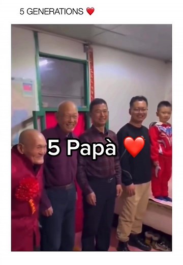 Il video piu dolce che vedrete oggi #5generations #5generazioni #papà #papapapapapapapapapa