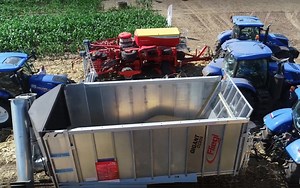 Pótkocsi még egy kombájn helyett? A logisztika többet segít, mint gondolnád! – VIDEÓ!