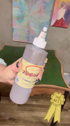 Voodoo Gel Stain from Dixie Belle Paint Company. Water based so it’s easy to apply and easy to clean up. #stains #dixiebellepaint #gelstain #ajsvintagedesigns #furnituremakeover #stainingwood #waterbased #furnitureflip #dbpbrandambassador | Ajs Vintage Designs