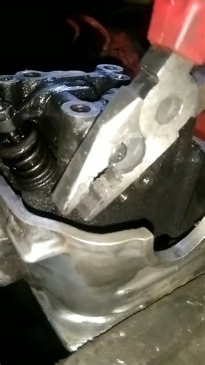 how to remove motorcycle rocker arm #automobile #mechanik #tricks