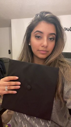 Custom College Graduation Cap Decoration Tutorial