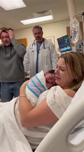 Unexpected Twins Cause Chaos in Delivery Room