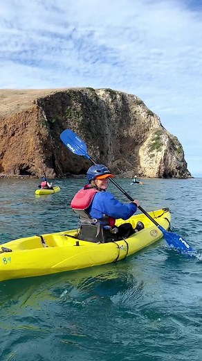 AD | When in doubt, kayak it out with @islandkayaking 🛶 Save this video to come back to when you’re planning your trip to Southern California! I can’t recommend this bucket list adventure enough. If you’re thinking of kayaking Channel Islands, book your tour now to secure the current rate as they will be increasing in February! Made in collab with @bostanley 🤍 #channelislands #channelislandsnp #seacaves #seacavekayaking #kayaking #southernCalifornia #visitcalifornia