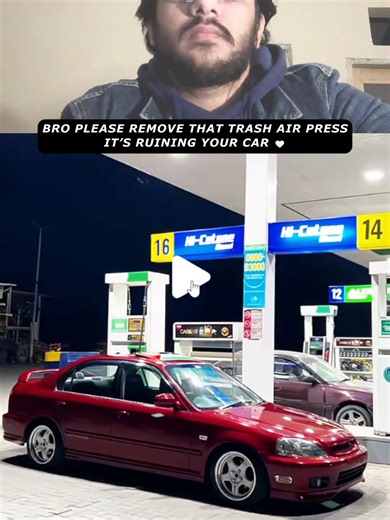 Admiring the Cleanliness of Honda Civics