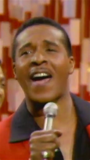 On this day in 1966, Four Tops made their Ed Sullivan Show debut! 🎤✨ Singing hits like “I Can’t Help Myself” and “It’s the Same Old Song,” they helped define the Motown sound and became one of soul’s greatest groups. https://EdSullivan.lnk.to/FourTopsDebutFP | The Ed Sullivan Show