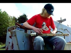 1 String Diddley Bow Combine Boogie - Scrapyard Blues.