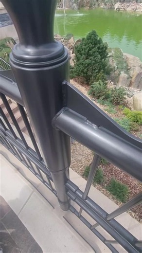 Disneyland Paris welder showcase: HubcapWeldz & Soldadura