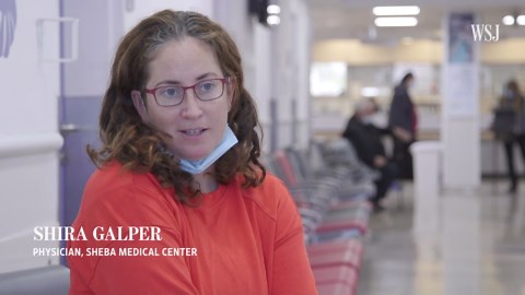 Pfizer Begins Study Testing Omicron Vaccine in People