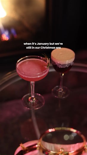 Christmas cravings but make it cocktails 🍸 Sip your way through the festive drink menu at Jingle Bar until Jan 11 #JingleBar #NiagaraFalls #HolidayCocktails #ChristmasDrinks #FestiveSips Christmas-themed bar, Niagara Falls, Things to do in Niagara Falls, Christmas events, Jingle Bar, Holiday activities, Niagara Falls bar, Christmas in Niagara Falls, Niagara Falls events