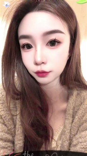 #今日份美貌已上线 今天全是对自己的欣赏 哈哈哈#怼脸播