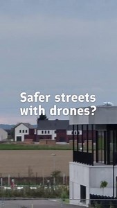 Imagine a city where drones help patrol the streets, monitoring traffic accidents, alerting help and finding the fastest route for ambulances. 🚁 With cutting-edge research in drone technology by VTT Technical Research Centre of Finland and NYU Tandon School of Engineering, Finland is pioneering solutions to improve how drones and robots communicate in urban settings. This technology helps paramedics, firefighters and police get the information they need faster, saving time and lives 🚑 These dr
