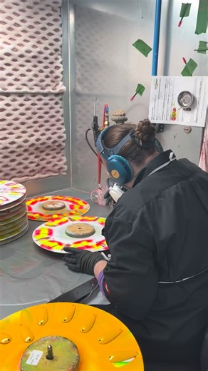 280 reactions · 15 comments | Here’s a cool custom lure paint job in action. Lemon and hot pink… would you fish it? #customlures #lenthompson #customtackle #fishinglures #madeincanada | Len Thompson Lures | Facebook