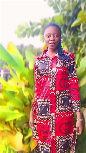 Vidéos de Miss Alicia (@princessealicia2) avec son original - Aïcha_🤍