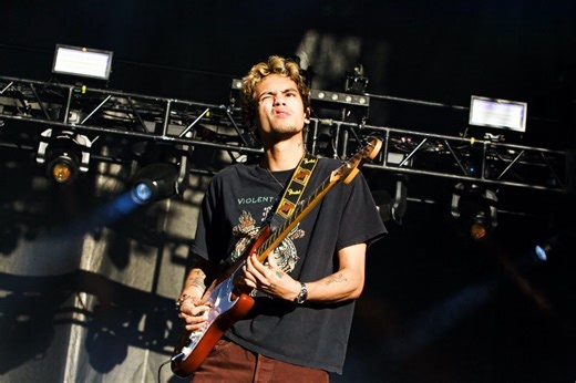 Kevin Abstract and Dominic Fike Release New Music Video For “Geezer” -