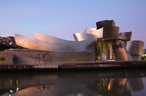 Uncoverd 02 - Guggenheim Museum Bilbao (Frank Gehry)