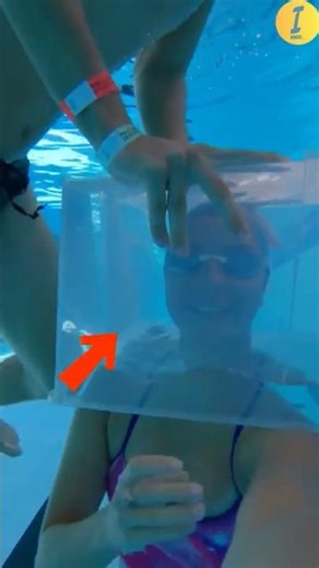 Mind-Blowing Physics Trick in the Pool! 😱 (@akela.swim)