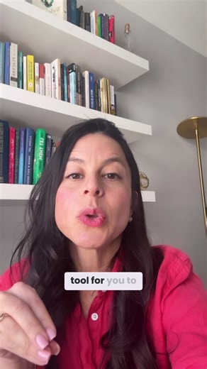 Here is why visualization doesn’t work… P.S. I have a few spots available for private coaching to help you integrate your vision and goals into your life and business. DM me or comment “8” to book a free consultation. #visualization #neuroscience