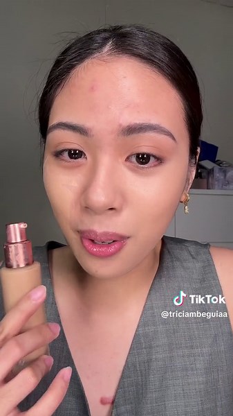 GRWM Foundation Swatch Pebble | Monmn GRWM Cosmetics