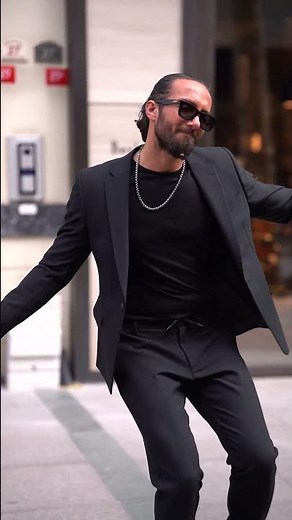 Master effortless summer elegance with this Black Business Casual Suit.