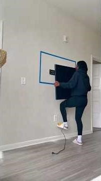 Cable trunking for TV wires in the living room #DIY #craftsmanship #construction #renovation