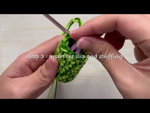 Crochet Pickle Popping Fidget Keychain Tutorial🥒👀