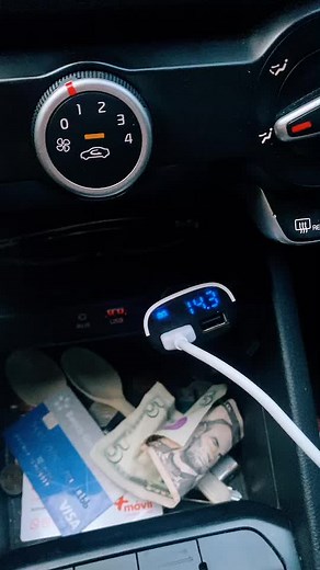 Understanding Your Car's Fuel Gauge and Odometer