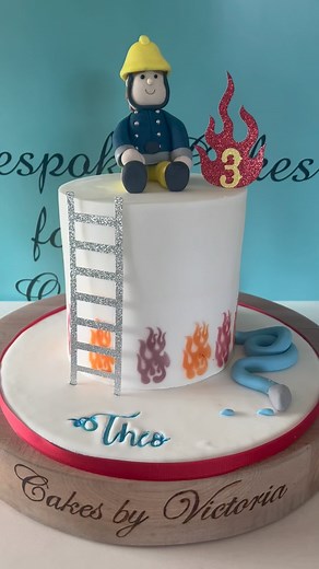 Fireman theme for little Leo with airbrushed flames and modelled topper #cakes#cakesbyvictoriani #midulster #magherafelt #belfast #cookstown #coantrim #firemansam #airbrushcakeart #northernirelandcakes #fyp | Cakes by Victoria NI