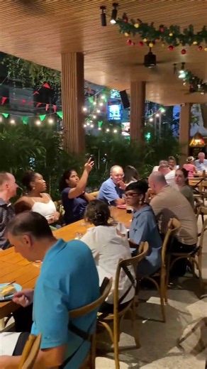 Bangkok Meet-up 2025 🇹🇭 30 teachers. 6 schools. One amazing community. Our mission is to build a collaborative community where teachers and schools can explore opportunities, share experiences, and make meaningful connections - and this meet-up brought that mission to life! #teacherhorizons #teachabroad #internationaleducation #globalteachers #educationcommunity
