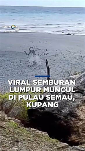 Fenomena semburan lumpur muncul di Bukit Liman, Pulau Semau, Kabupaten Kupang, Nusa Tenggara Timur, dan viral di media sosial. Aparat kepolisian memasang garis polisi serta mengimbau warga tidak mendekati lokasi demi keselamatan. Semburan lumpur ini dipicu tekanan gas alam dan air tanah, serta dipastikan tidak terkait aktivitas gunung api. #semburanlumpur #bukitliman #kupang #ntt | Metro TV