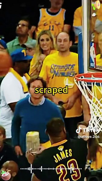 Exploring Ridiculous Questions on AskReddit