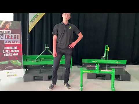 How to attach the John Deere iMatch™ quick hitch system