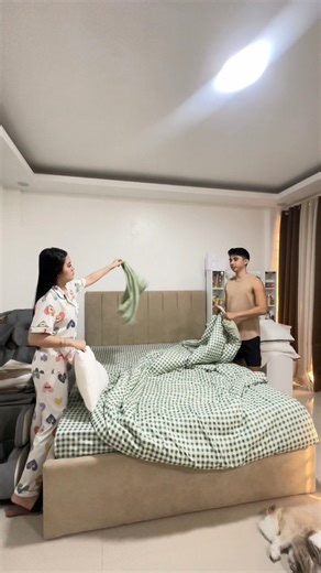 136K views · 5.1K reactions | Tapos na ang pagiging disney princess!  | Prep lunch nagluto ako ng asadong manok iniba ko yung way mas masarap pala  Na nuno na yata si mr castro 藍 | Mrs. Castro | Facebook