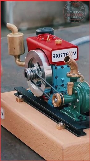 Tiny engine… BIG power 🔥⚙️ Wait for the water test at the end!#shorts