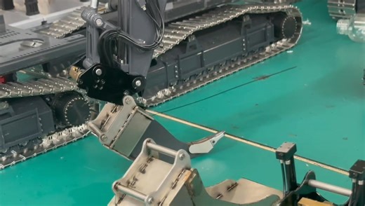 3.3K views · 74 reactions |  FROG 1/14 E400: 4-way valve standard...