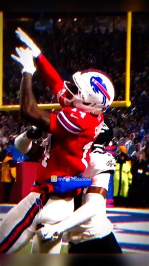 The bills giving out headtops#NFL#football#footballedits