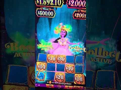 Random bonus hit on Enchanted Palace. All 3 gems came out but it was a DOUBLE Pop!