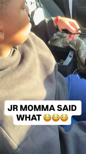 Mella Famous on Instagram: "WHY WOULD SHE SAY THAT 🤦🏿‍♂️🤦🏿‍♂️🤦🏿‍♂️🤦🏿‍♂️ • • • (SUBSCRIBE TO MY YOUTUBE PAGE AT MELLA FAMOUS COMEDY)🎬 #wshh #mellafamouscomedy #chicago #foryoupage"