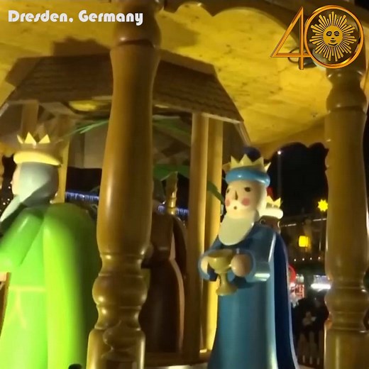 10K views · 330 reactions | CHRISTMAS AROUND THE WORLD The traditional Dresden Christmas market, the oldest in Germany, opened for business. Hundreds of people braved the cold to enjoy mulled wine & traditional Dresden stollen cake. The market has been held since 1434. https://cbsn.ws/2Q4vmbu | CBS Sunday Morning | Facebook
