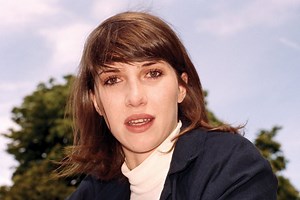 Aldous Harding announces return with new single ‘Lawn’